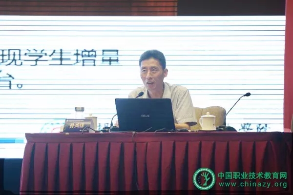 640.webp (8).jpg 640.webp (8).jpg